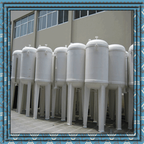 PP計(jì)量罐聚丙烯計(jì)量罐真空計(jì)量罐