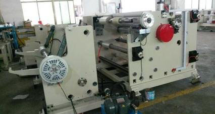 卷筒狀塑料薄膜電腦高速剝離分切機(jī) 全自動(dòng)高速分切機(jī)