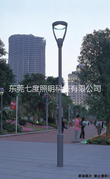 定制型公園廣場(chǎng)鉆石型單頭LED現(xiàn)代庭院燈廠(chǎng)家報(bào)價(jià) 東莞七度照明