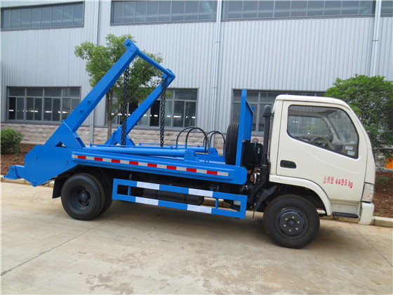 環(huán)衛(wèi)垃圾車生產(chǎn)廠家、5-8方擺臂垃圾車、多利卡擺臂垃圾車質(zhì)量過(guò)關(guān)、全國(guó)聯(lián)保