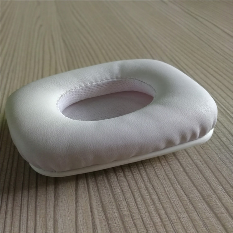 專業(yè)訂做頭戴式魔聲耳機記憶海綿蛋白皮耳套價格/蛋白質(zhì)耳機套生產(chǎn)廠家