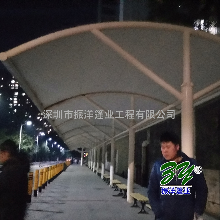 深圳膜結(jié)構(gòu)停車棚，張拉膜*車篷，自行車膜結(jié)構(gòu)雨棚工程