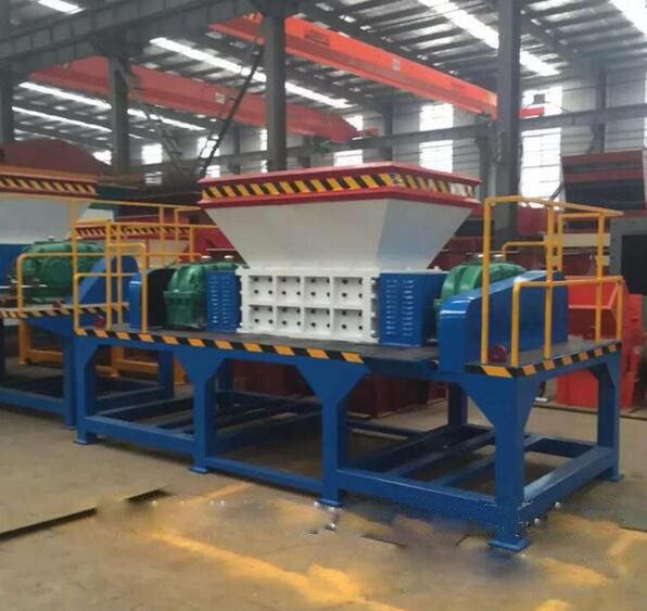 曲阜六九重工定做雙軸撕碎機(jī)