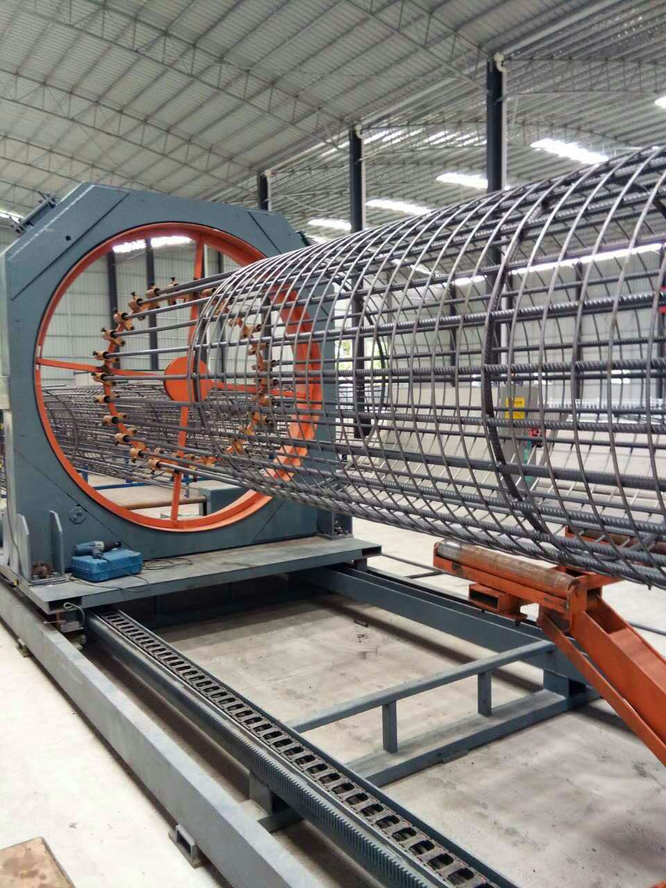 數(shù)控鋼筋籠滾焊機(jī)多少錢一臺(tái)