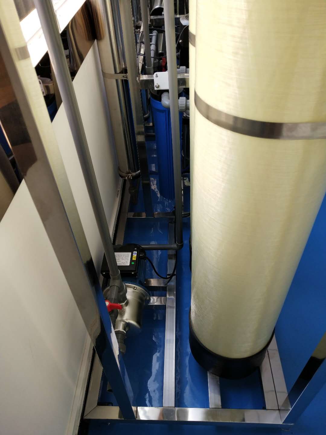 供應(yīng) 0.5T反滲透水處理器