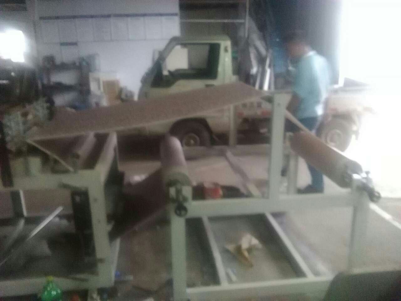 紙香蕉袋機(jī) 全自動(dòng)紙香蕉袋制袋機(jī)