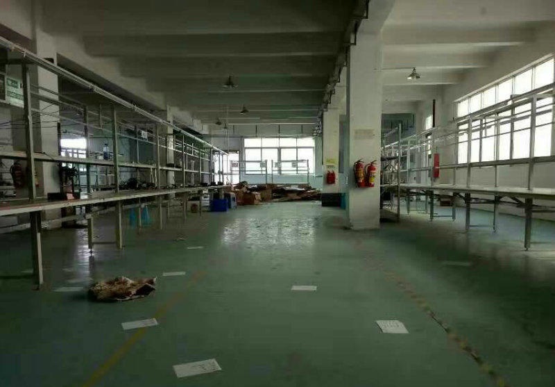 四村帶綠化標(biāo)準(zhǔn)廠房3500平火熱招租中...