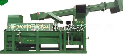 自動玉米脫粒機輸入裝置檢查  玉米脫粒機多少錢一個 大型玉米脫粒機多少錢一個 玉米自動脫粒機多少錢一個 （中衡）