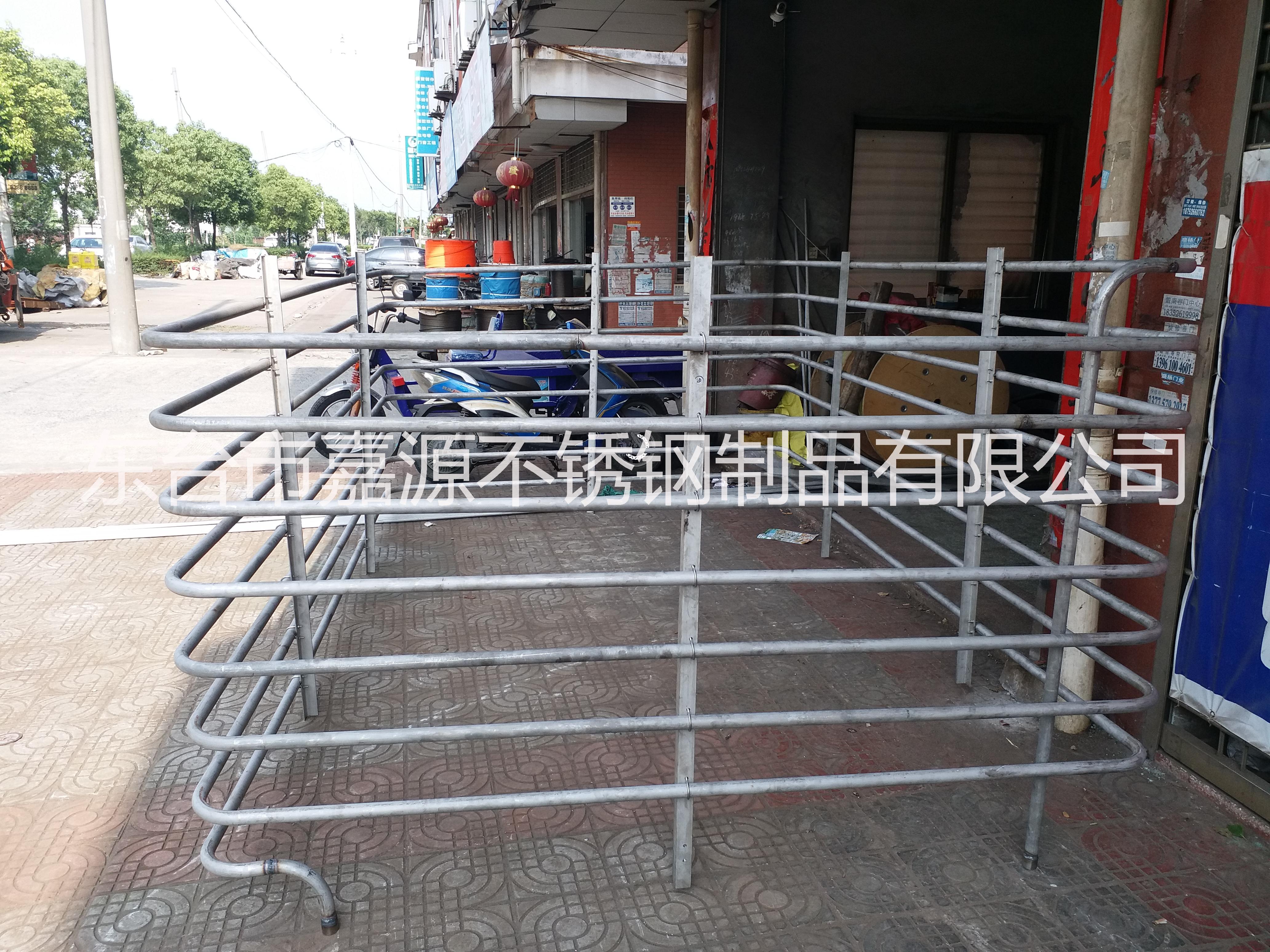 定制不銹鋼反應(yīng)釜內(nèi)盤管換熱盤管