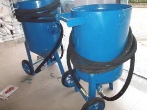 移動(dòng)開放式噴砂機(jī)價(jià)格    開放式噴砂機(jī)廠家  佛山開放式噴砂機(jī)