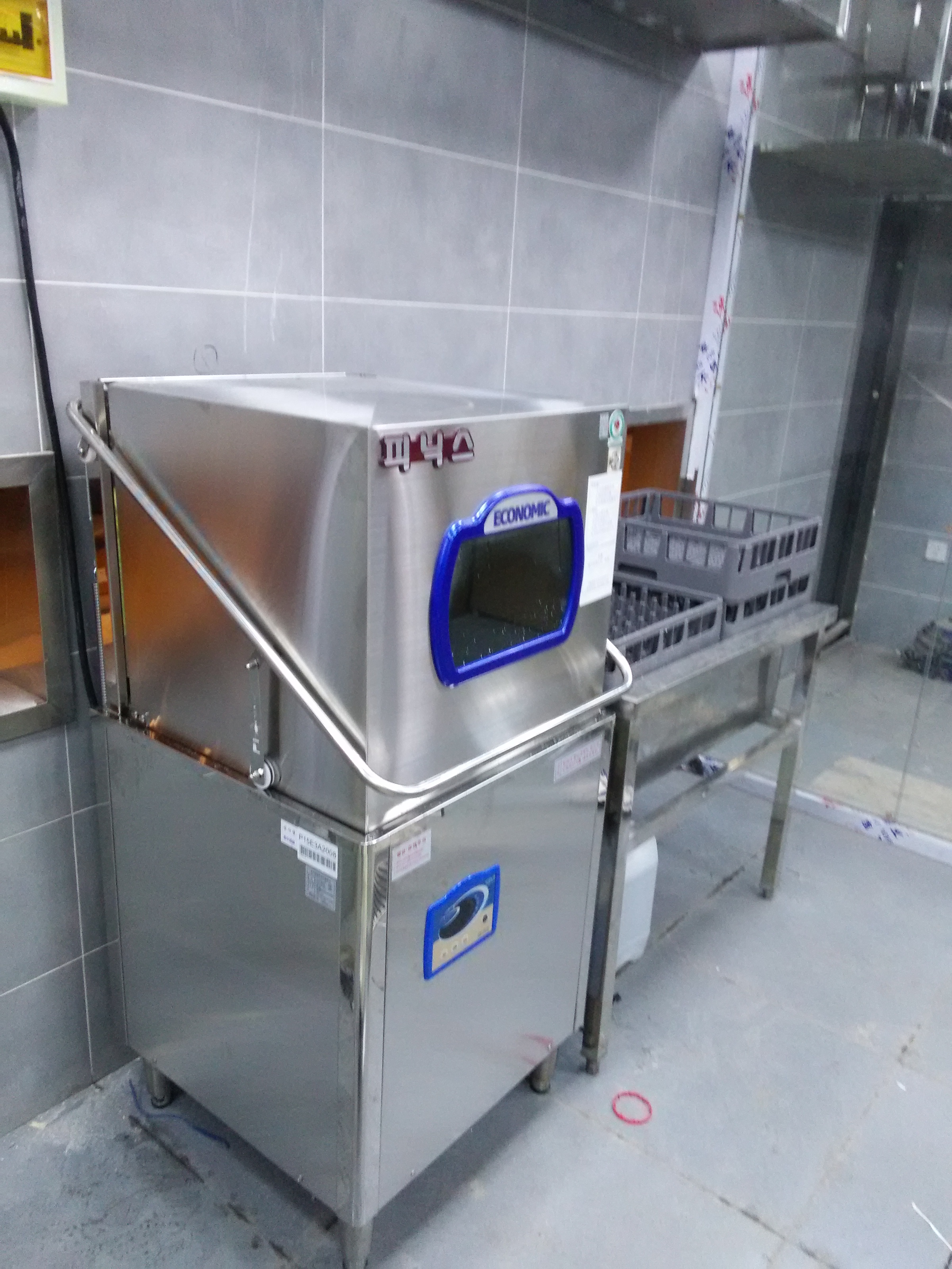 上海小型揭蓋式商用洗碗機租賃 大型洗碗機廠家