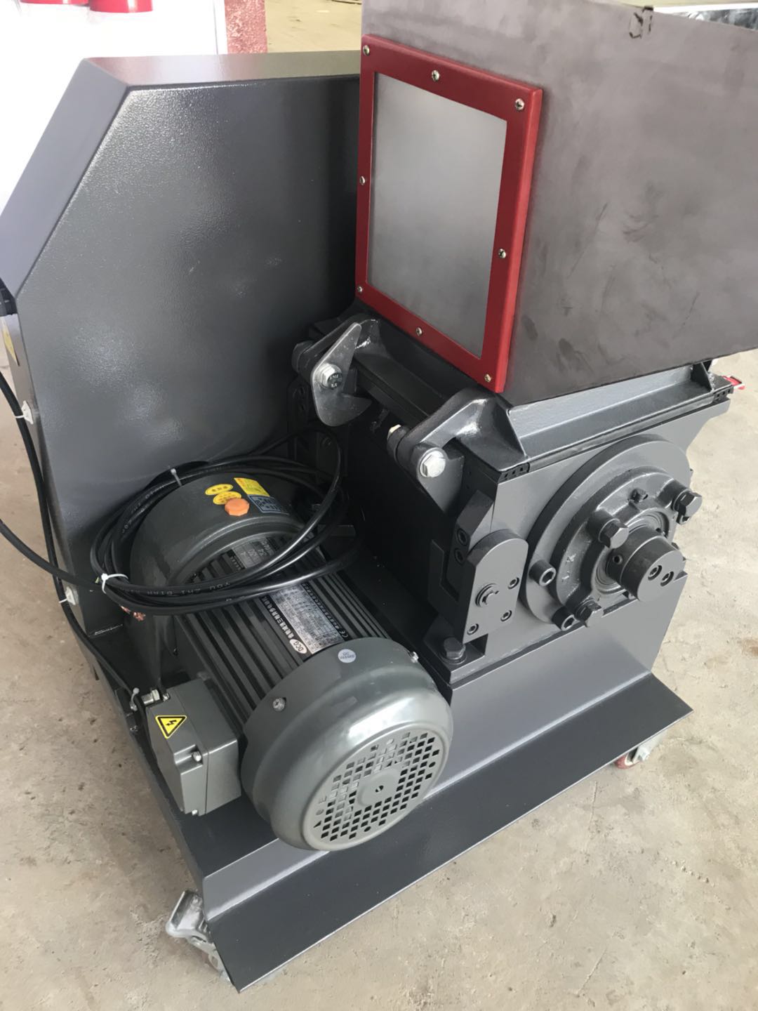 慢速菠蘿刀粉碎機(jī) 慢速機(jī)邊回收機(jī)