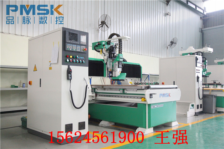 三軸絲桿櫥柜門板加工中心 三軸絲桿加工中心