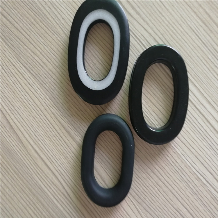 輝晟廠家直銷頭戴耳機(jī)套種類/吸塑成型PVC皮耳套價(jià)格/異形海綿耳罩