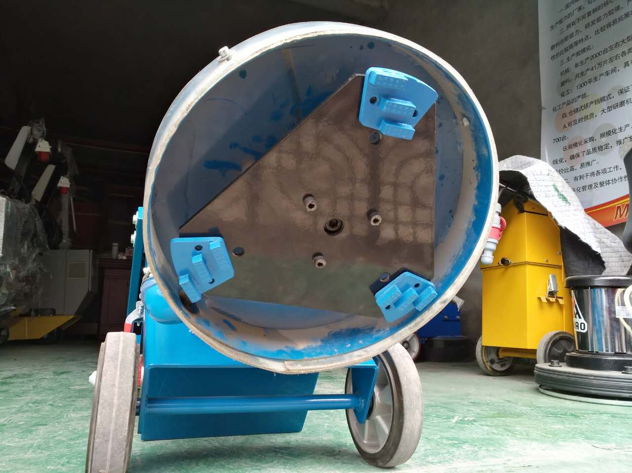 供應(yīng)重慶地坪研磨機混凝土地面打磨 地坪研磨機混凝土地面打磨機