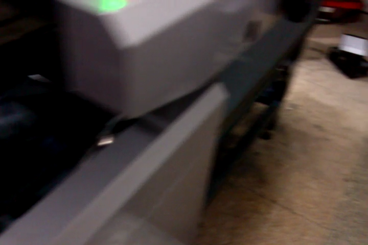 高速全自動(dòng)糊盒機(jī) 廠家直銷鞋盒機(jī) 天地蓋瓦楞鞋盒折邊上膠機(jī) 鞋盒糊盒機(jī)