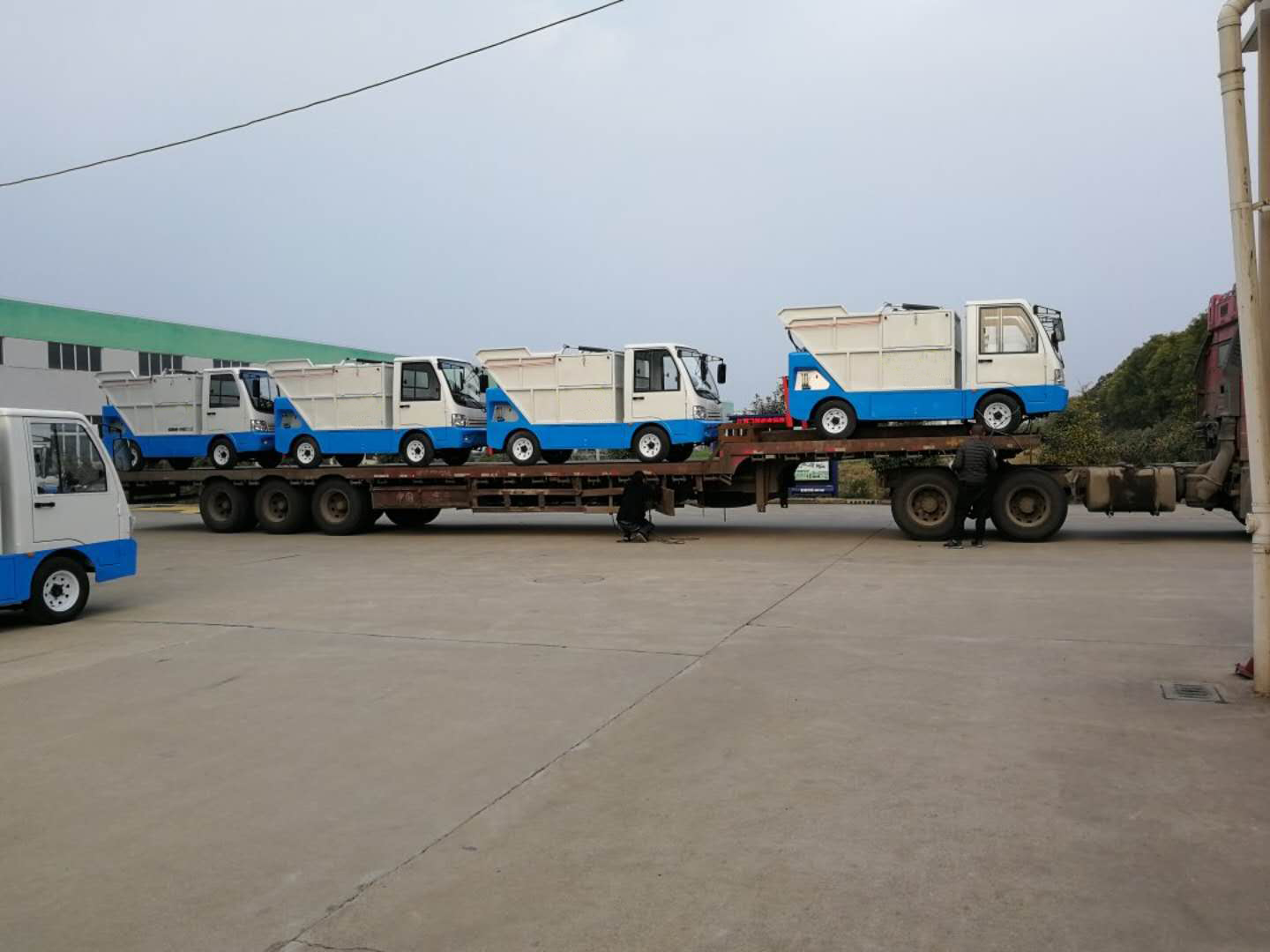 后掛式壓縮電動(dòng)清運(yùn)車