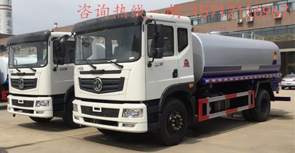 15.6噸灑水車  綠化灑水車