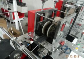 全自動(dòng)超聲波汽車方向盤套制造機(jī) 方向盤套成型機(jī)