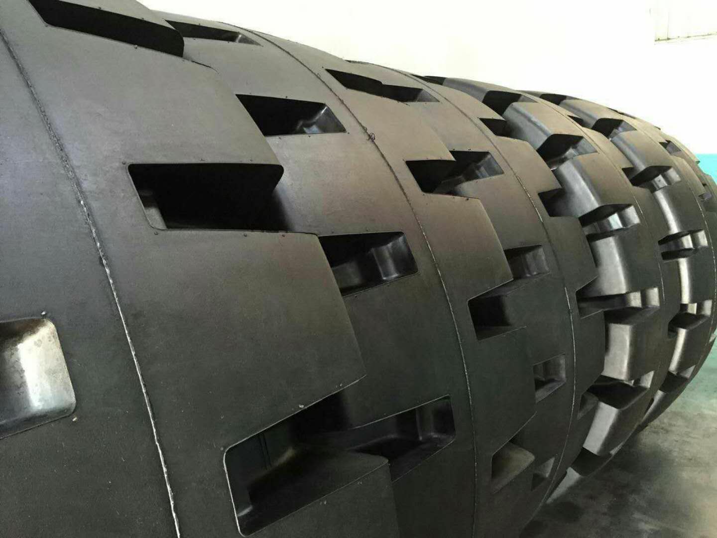 輪胎，翻新輪胎，裝載機(jī)輪胎，