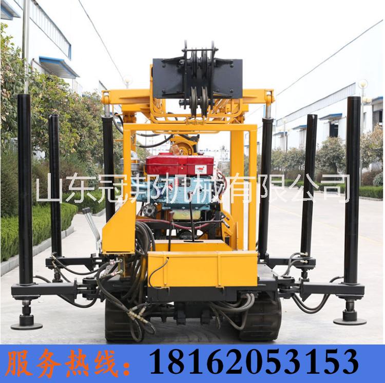 200米履帶鏈軌式工程勘探鉆機(jī)，200型勘探鉆機(jī)，工程鉆機(jī)廠(chǎng)家直銷(xiāo)