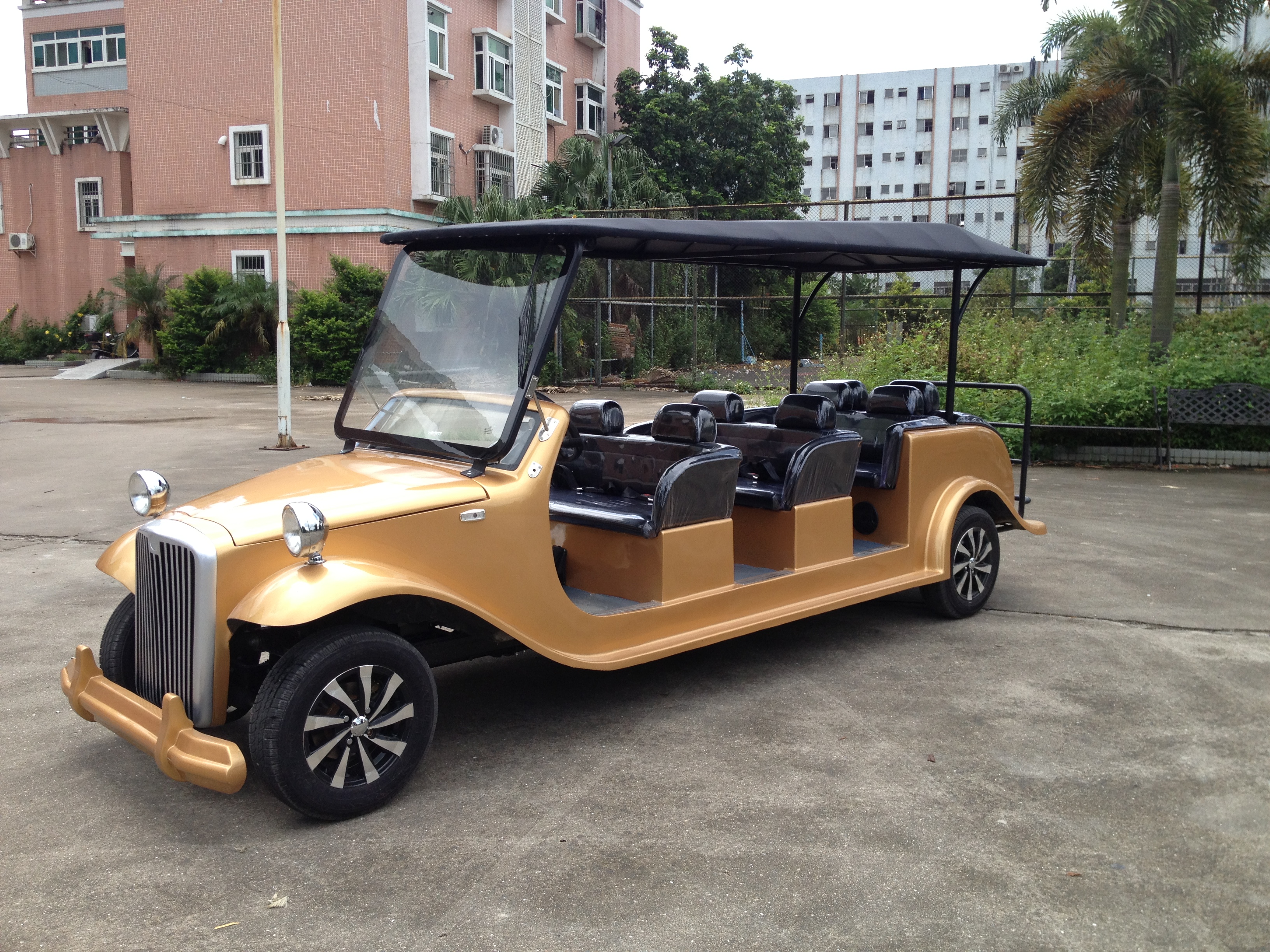 鑫躍八座老爺車XY-LX8A-1/電動(dòng)觀光車/地產(chǎn)接待車/景區(qū)游覽車