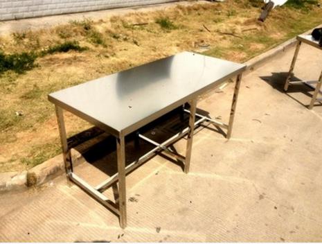 不銹鋼工作臺(tái) 不銹鋼工作桌 不銹鋼柜 不銹鋼試驗(yàn)臺(tái) 不銹鋼制品