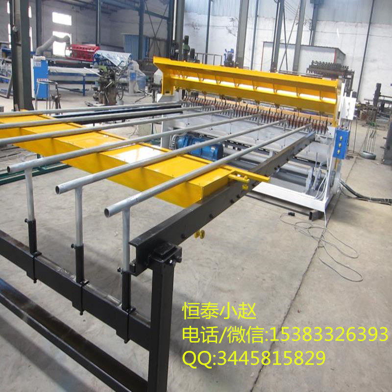 恒泰HT-2500新型全自動(dòng)電焊網(wǎng)機(jī)護(hù)欄網(wǎng)排焊機(jī)*