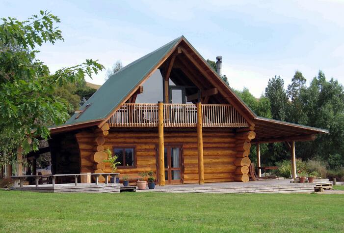 貴陽小木屋生產(chǎn)廠家 木屋廠家批發(fā) 木屋廠家定做 貴陽別墅小木屋裝修多少錢一方