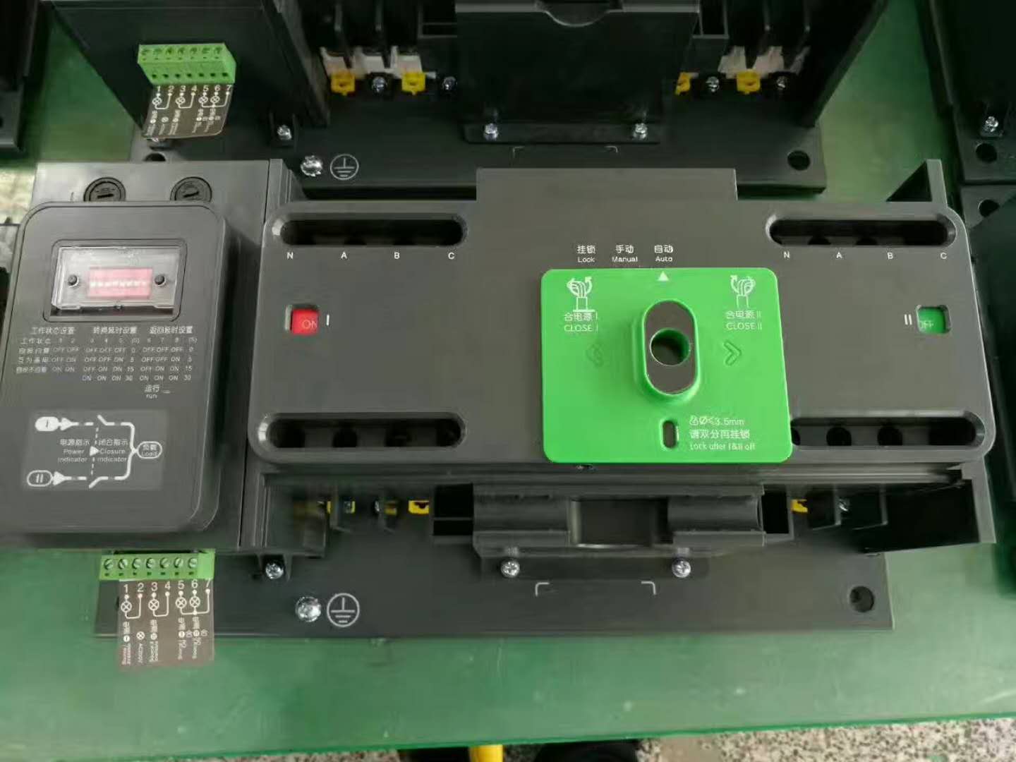 萬高型雙電源開關(guān)