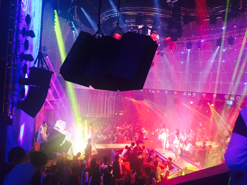 KTV卡拉OK揚(yáng)聲器音箱KA10