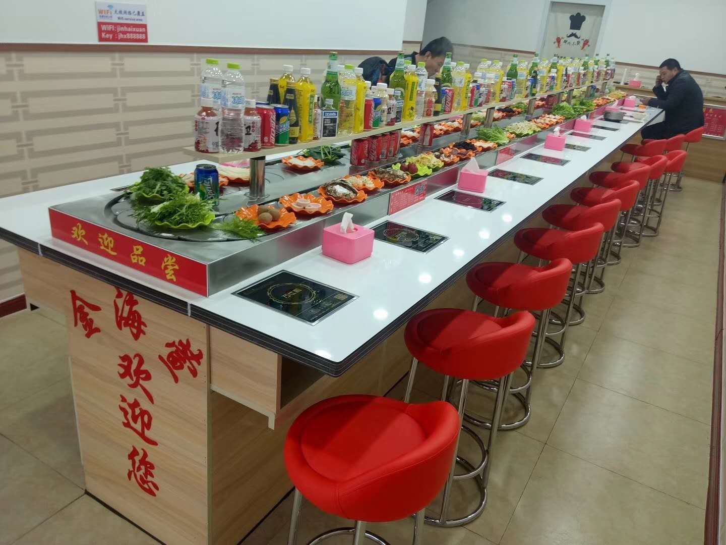 回轉(zhuǎn)火鍋設(shè)備 小火鍋設(shè)備多少錢一套