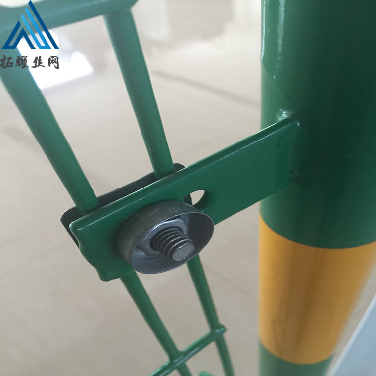 綠色雙邊絲護欄，雙邊絲護欄網(wǎng)，廠房護欄網(wǎng)，圈地護欄網(wǎng)