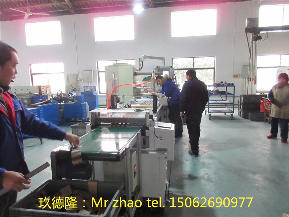 昆山玖德隆阻尼片材擠出機_阻尼生產(chǎn)線_阻尼片材擠出機價格