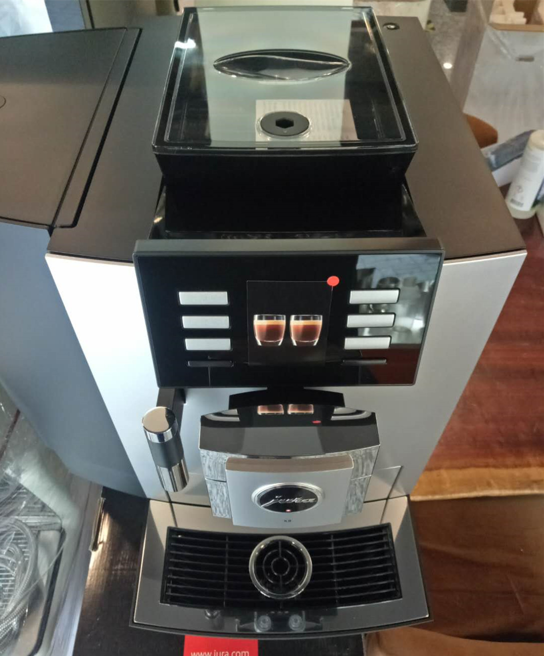 JURA/優(yōu)瑞X8全自動(dòng)咖啡機(jī)
