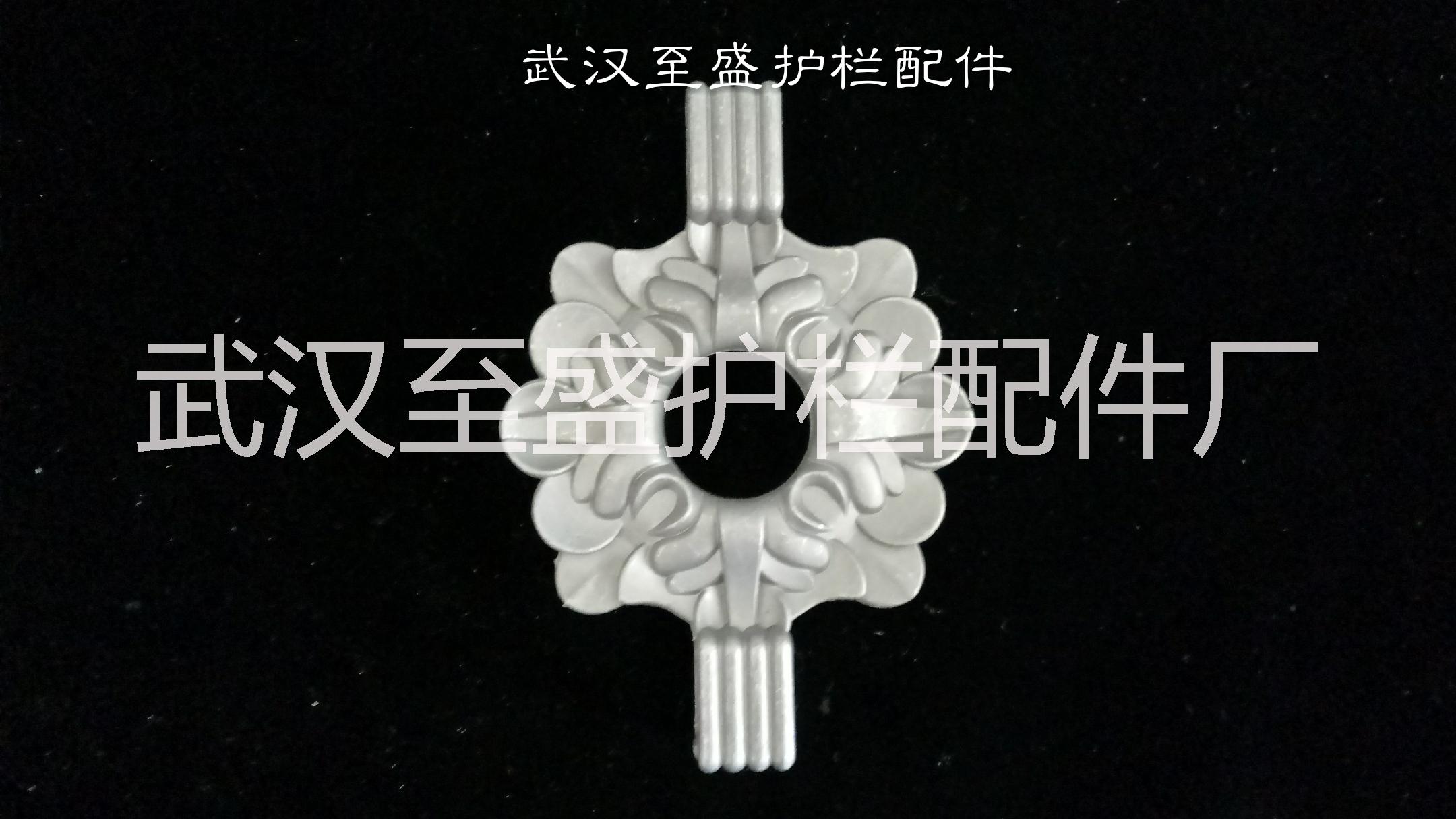 武漢廠家直銷鋅鋼護(hù)欄壓鑄鋁 25方管豎桿菱形小花裝飾花件