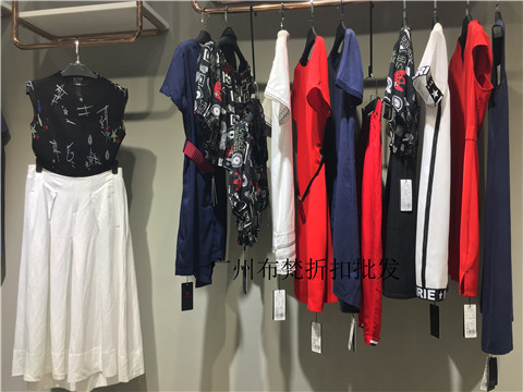 供應(yīng)夏奈爾服裝尾貨批發(fā)品牌折扣店進(jìn)貨渠道