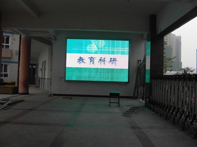 LED顯示屏p10全彩門頭屏、戶外廣告屏安裝