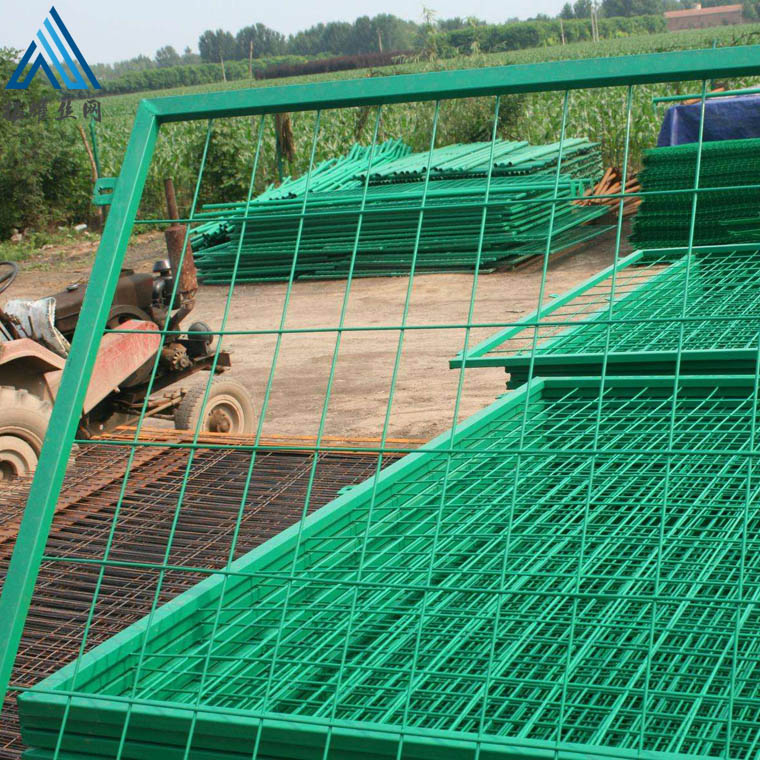 綠色框架護(hù)欄網(wǎng)_高速浸塑框架圍欄網(wǎng)價(jià)格