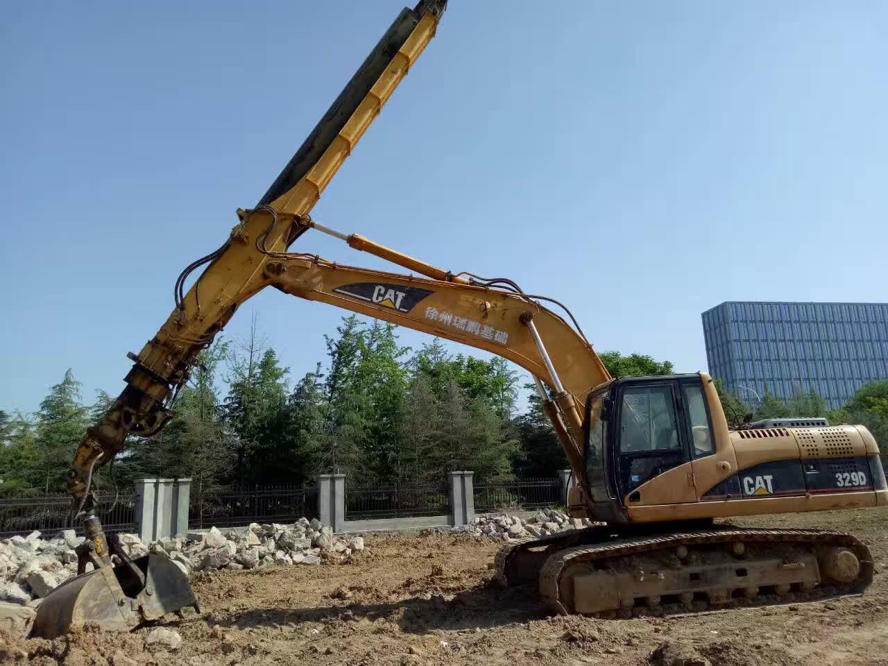 國(guó)內(nèi)挖掘機(jī)伸縮臂價(jià)格