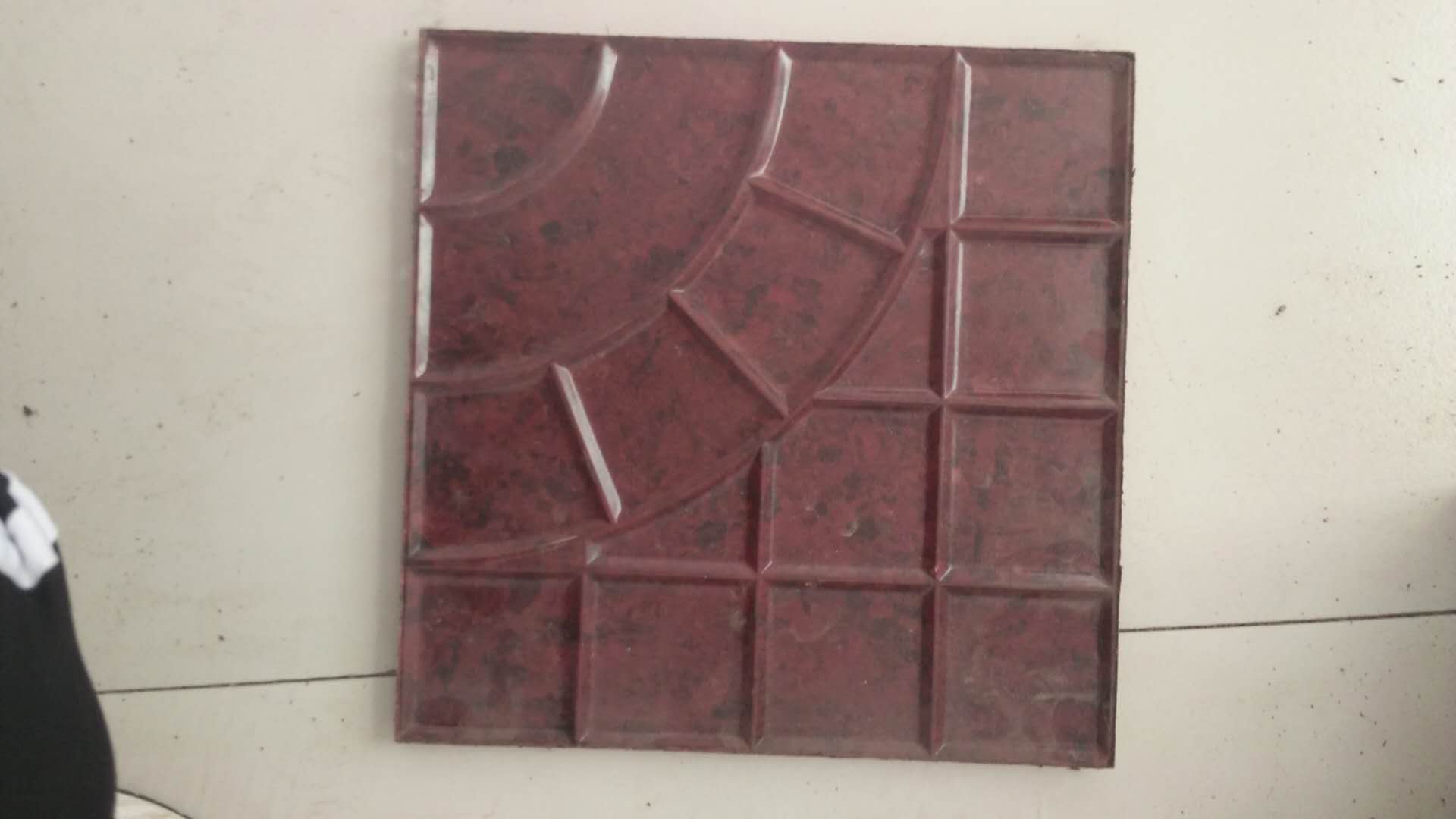 供應(yīng)樹脂底板模具   山東眾鑫磚機(jī)模具膠木底板