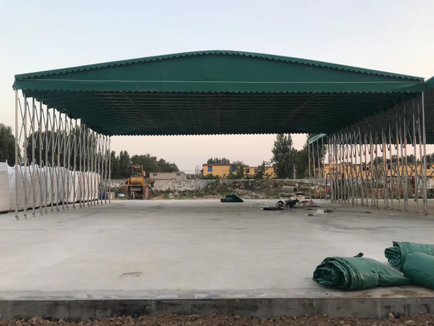 山東推拉篷生產(chǎn)廠家，山東電動篷，推拉篷批發(fā)，推拉篷價格