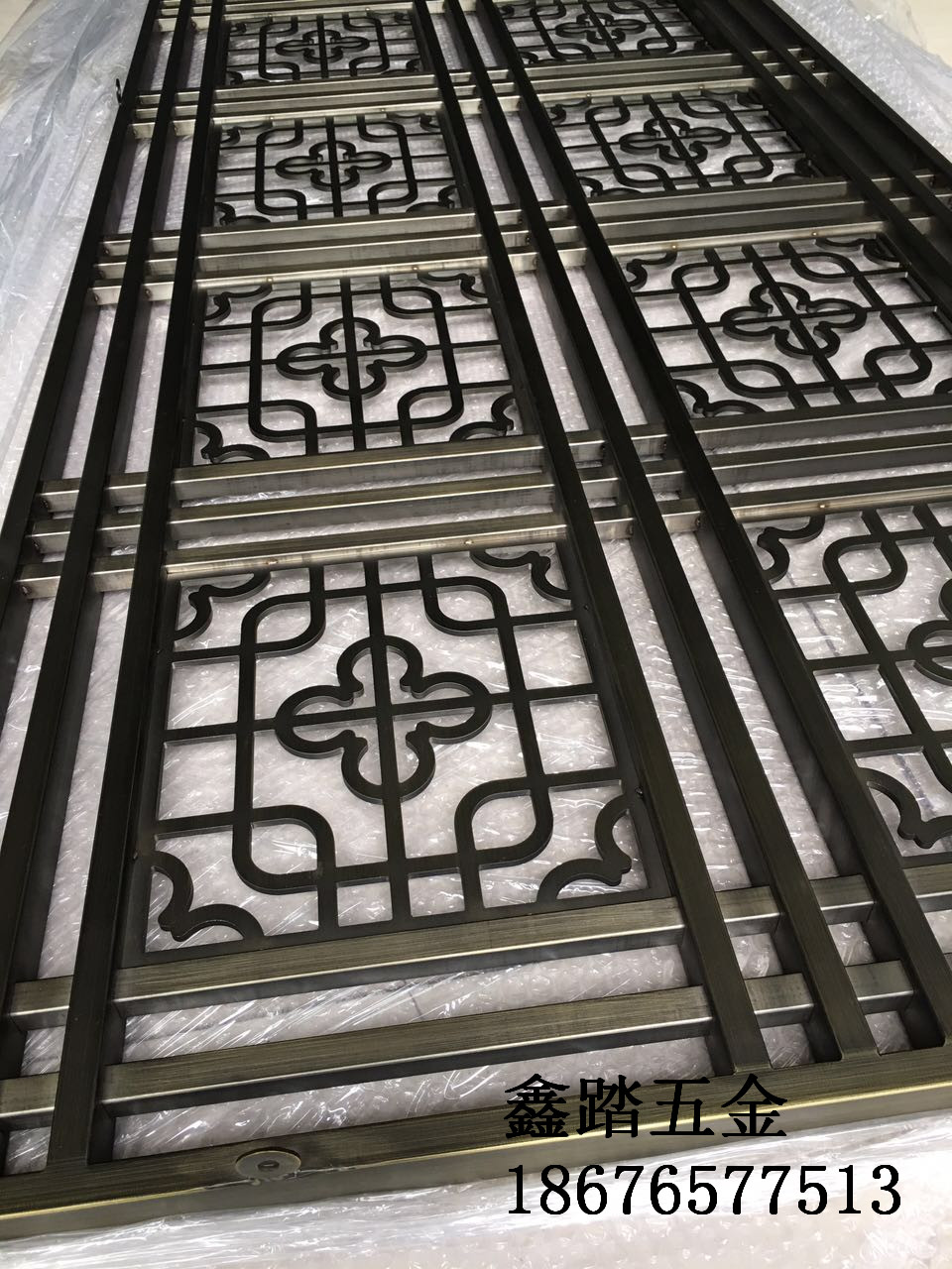 *不銹鋼屏風(fēng)效果圖