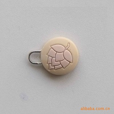 廠家直銷供應(yīng)各種硬膠拉頭 注塑拉頭拉鏈頭 軟膠PVC拉頭