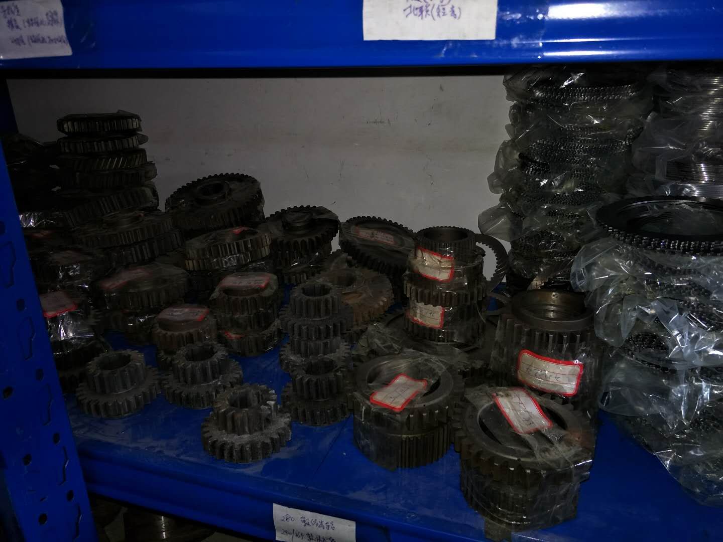 小裝載機(jī)變速箱配件 礦山裝載機(jī)變速箱配件 貴州裝載機(jī)變速箱配件 井下裝載機(jī)配件