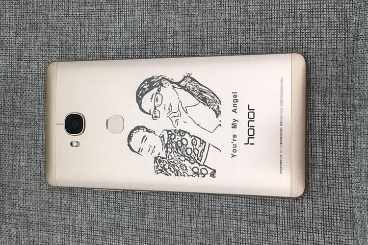 天津手機(jī)電池激光刻字，精細(xì)打標(biāo)