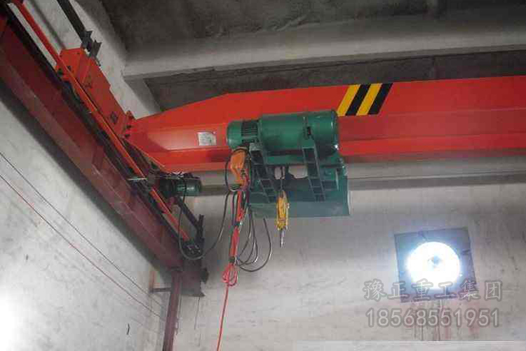 LDP型電動單梁起重機(jī)，低凈空單梁行車價格