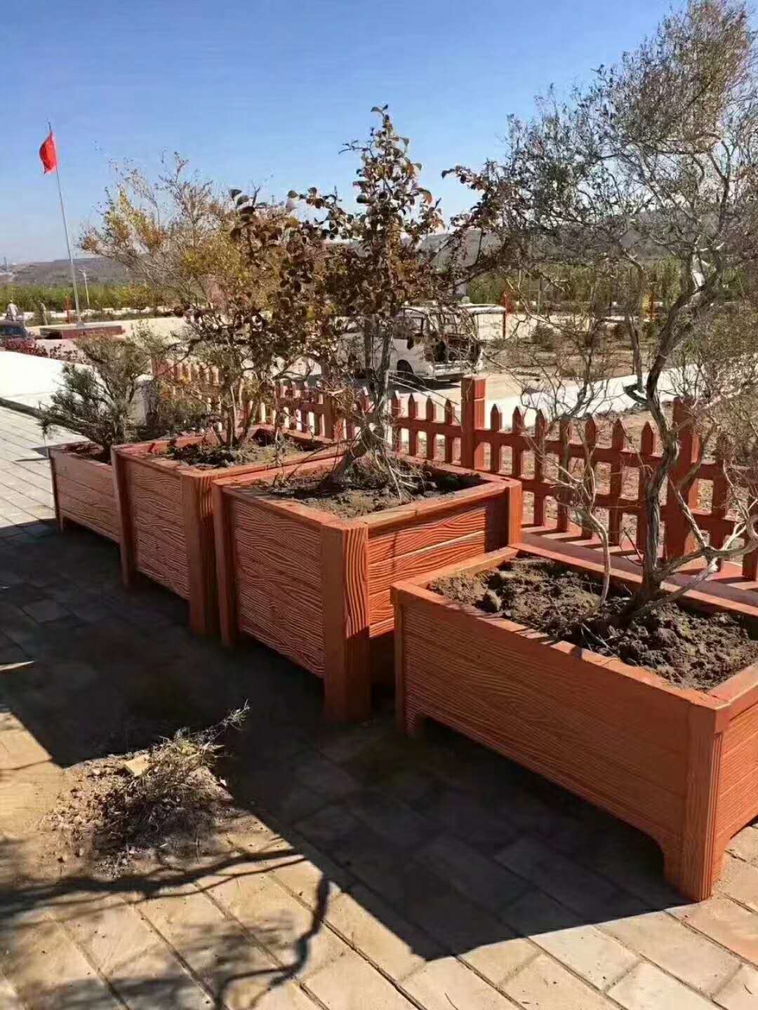 全國(guó)供應(yīng) 山東泰臻水泥仿木花箱