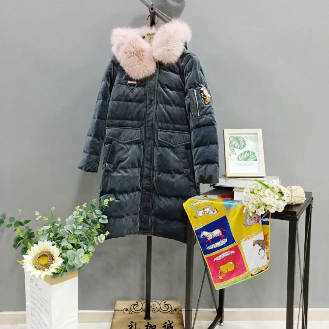 廣州哥芙妮羽絨服品牌女裝折扣廠家 哥芙妮女裝羽絨服