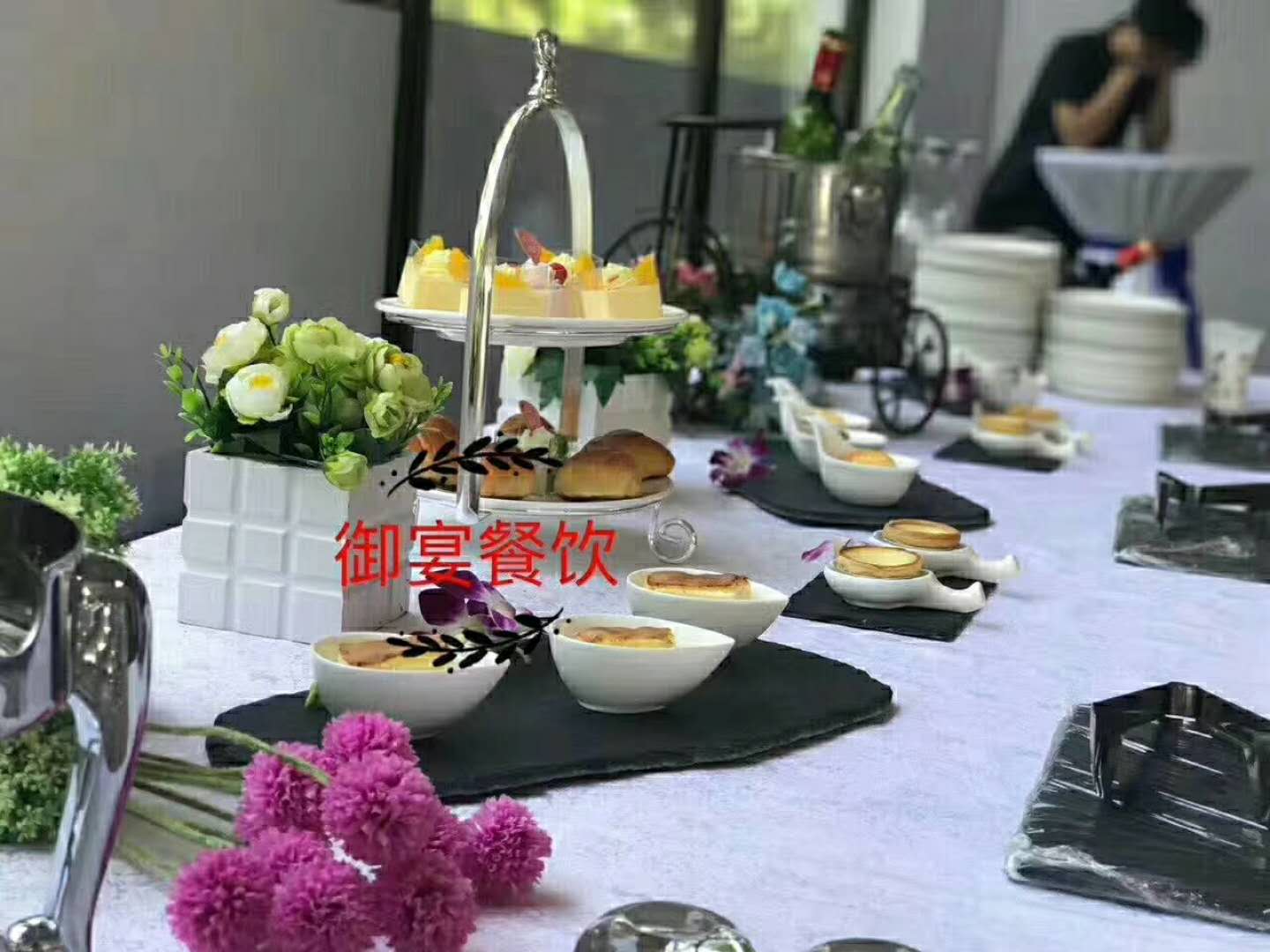 佛山外賣(mài)上門(mén)大型快餐 、圍餐、冷餐、燒烤、盆菜供應(yīng)包辦